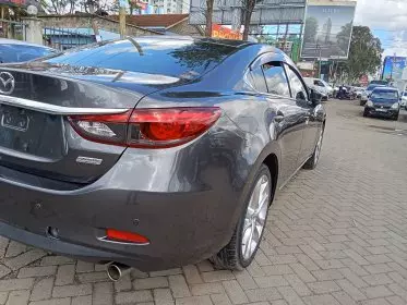 Mazda Atenza 