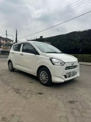 Daihatsu Mira 