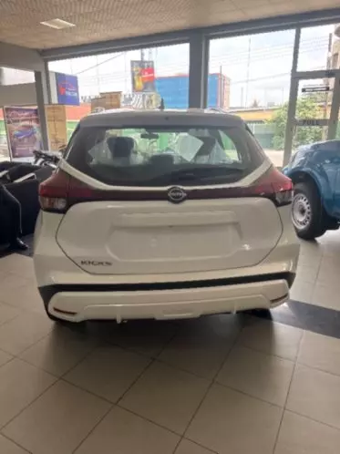 Nissan New Kicks