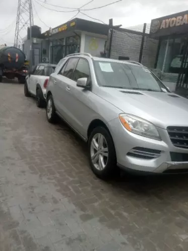 Mercedes-Benz ML 350