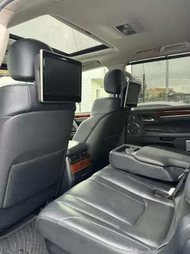 Lexus LX 570