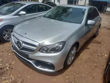 Mercedes-Benz E 350