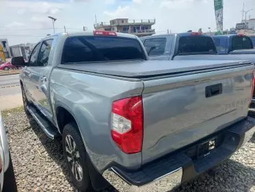 Toyota Tundra