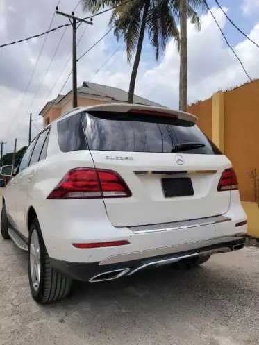 Mercedes-Benz GLE 350