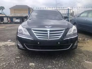 Hyundai Genesis