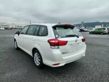 Toyota Fielder 