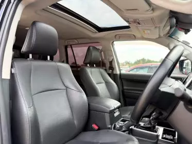 Toyota Land Cruiser Prado TX L