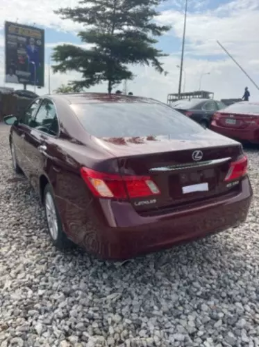 Lexus ES
