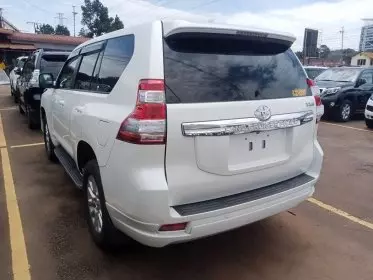 Toyota Landcruiser Prado