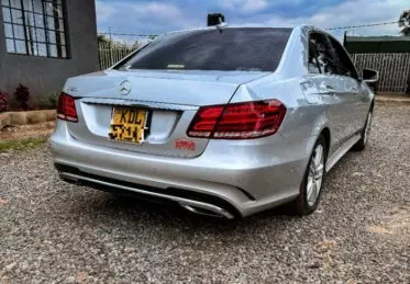 Mercedes-Benz E250