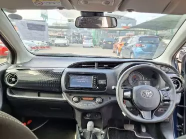 Toyota vitz hybrid