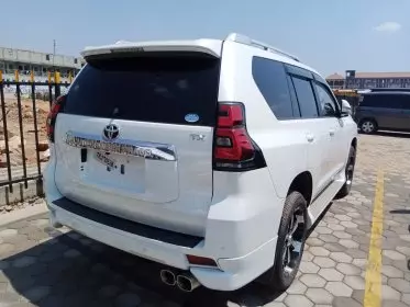 Toyota Landcruiser Prado