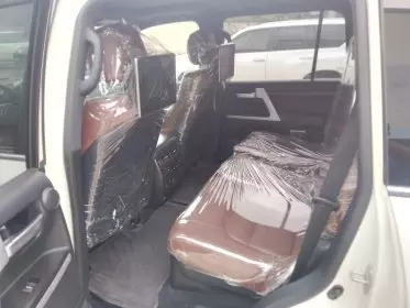 Toyota Land Cruiser V8