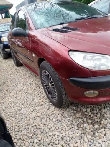 Peugeot 206