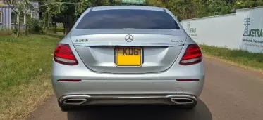 Mercedes-Benz E 250