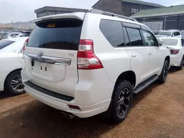 Toyota Landcruiser Prado