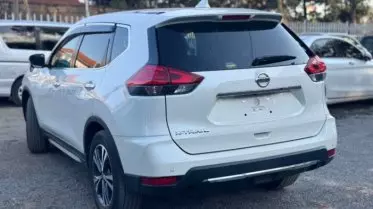 Nissan X- trail