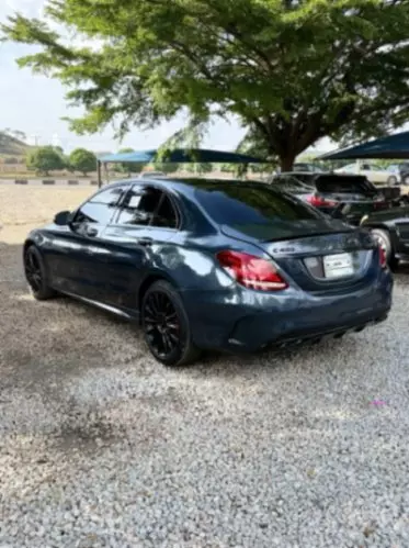 Mercedes-Benz C 400