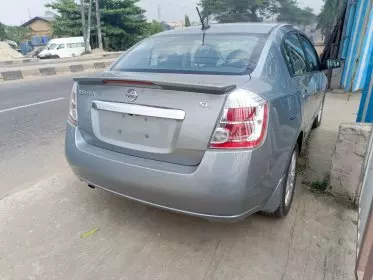 Nissan Sentra