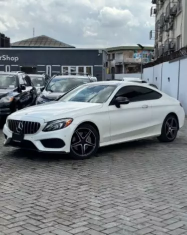 Mercedes-Benz C 300