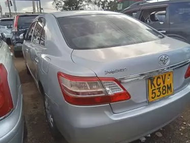 Toyota Premio