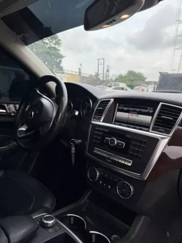 Mercedes-Benz ML 350
