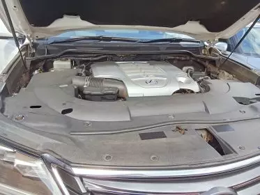 Lexus LX 570