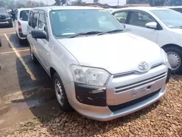 Toyota Succeed 