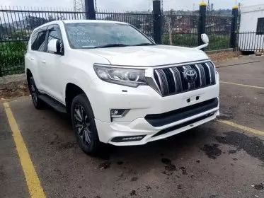 Toyota Landcruiser Prado