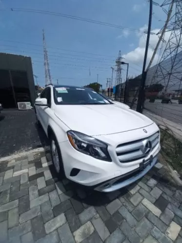 Mercedes-Benz GLA 250