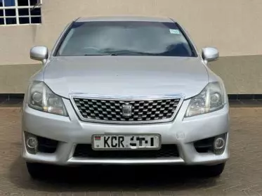 Toyota Crown Athlete