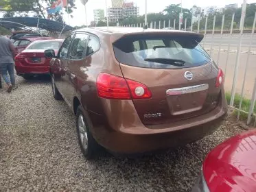 Nissan Rogue