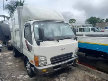 Hyundai Mighty