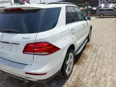 Mercedes-Benz GLE 350