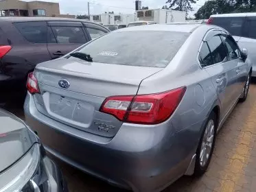 Subaru Legacy B4