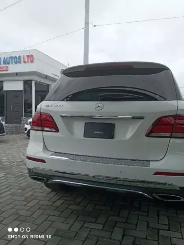 Mercedes-Benz GLE 350