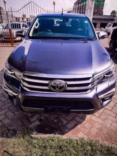 Toyota Hilux 