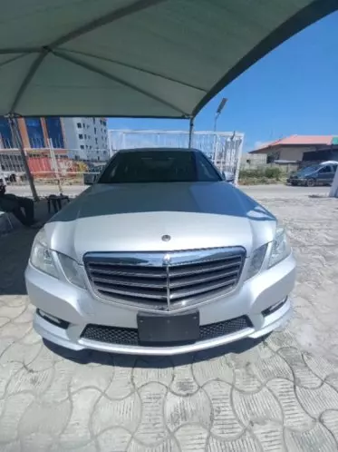 Mercedes-Benz E 350