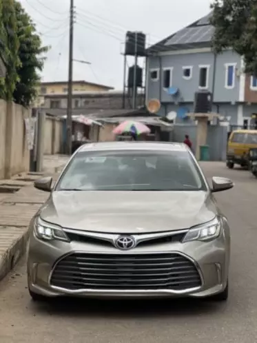 Toyota Avalon