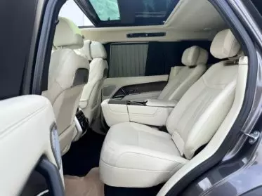 RANGE ROVER Autobiography