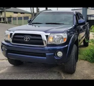 Toyota Tacoma