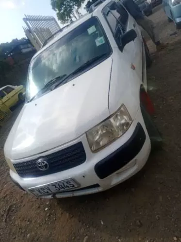 Toyota Succeed 