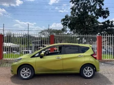 Nissan Note medalist