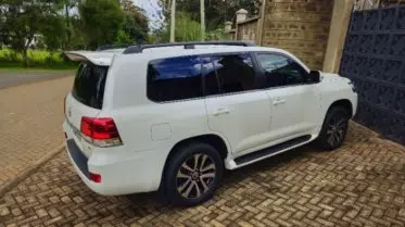 Toyota Landcruiser Sahara