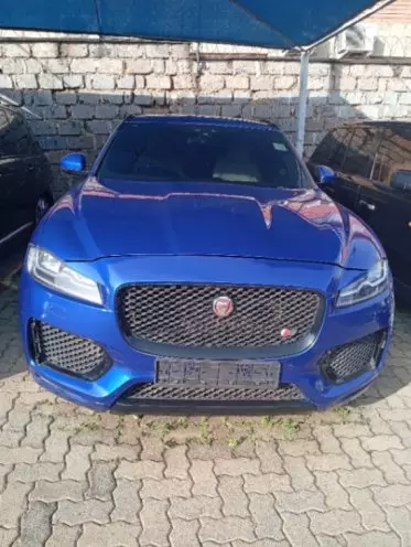 Jaguar F-Pace