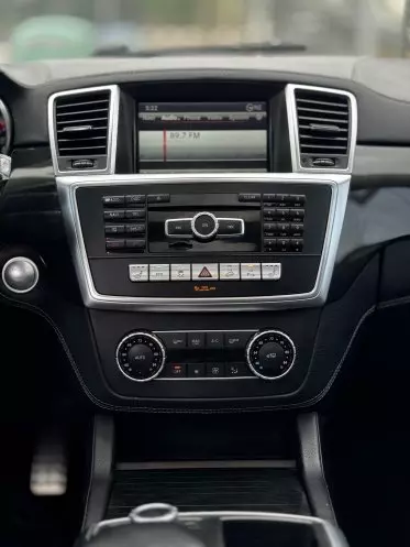 Mercedes-Benz ML 400