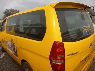 Hyundai H-1 Starex