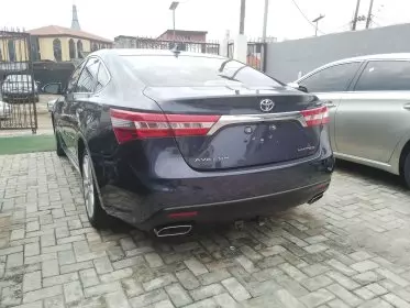Toyota Avalon