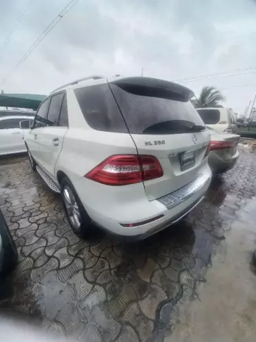 Mercedes-Benz ML 350