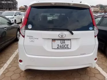 Toyota Passo Sette